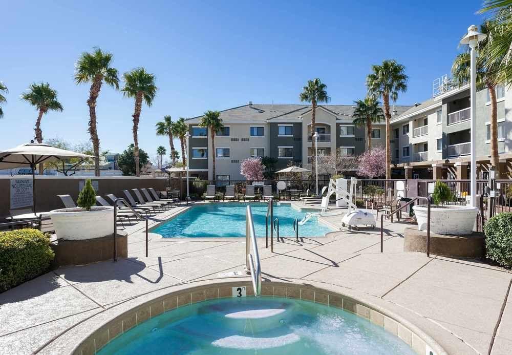 Courtyard By Marriott Henderson - Green Valley - Лас-Вегас Экстерьер фото