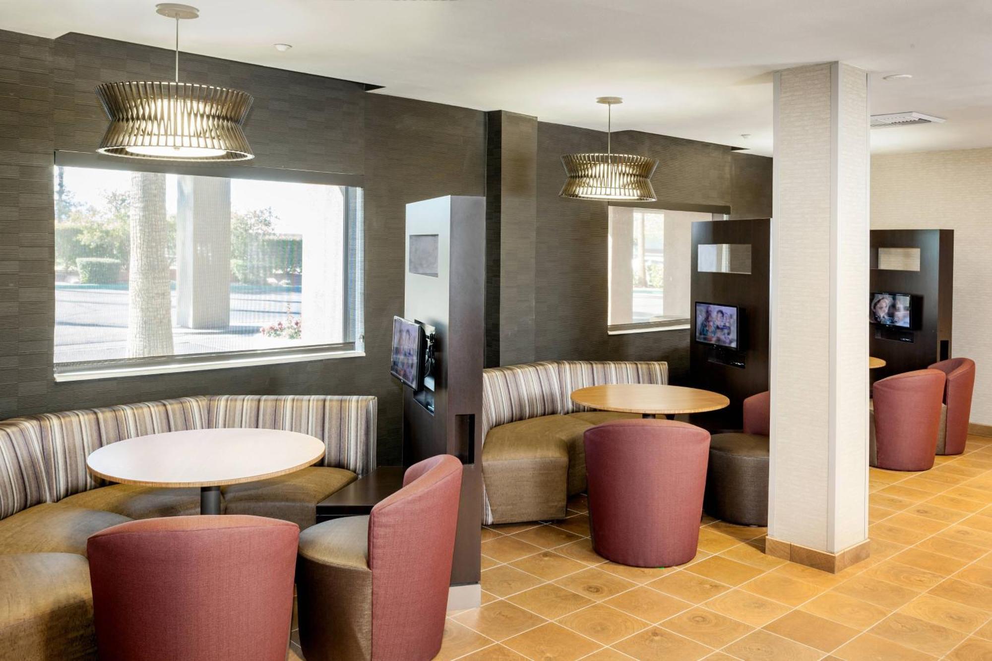Courtyard By Marriott Henderson - Green Valley - Лас-Вегас Экстерьер фото